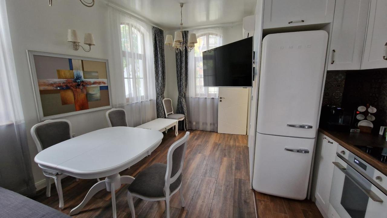 Fs Apartments - Beautiful Apartment In The Artistic Part Of Veliko Tărnovo Exteriör bild